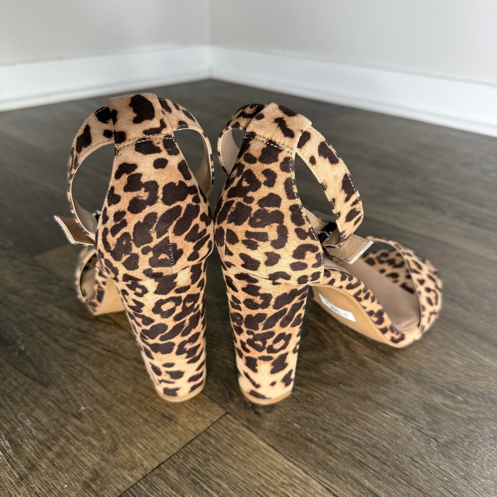 Torrid Cheetah Print Chunky Heels Size 12W - Picture 4 of 6